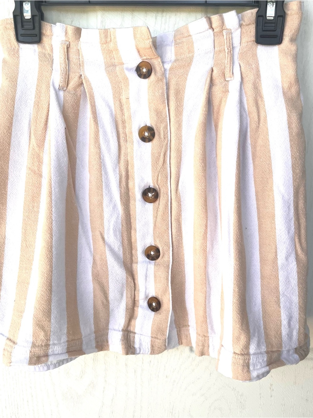 Hollister White and Beige Striped Button-Front Mini Skirt Sz S